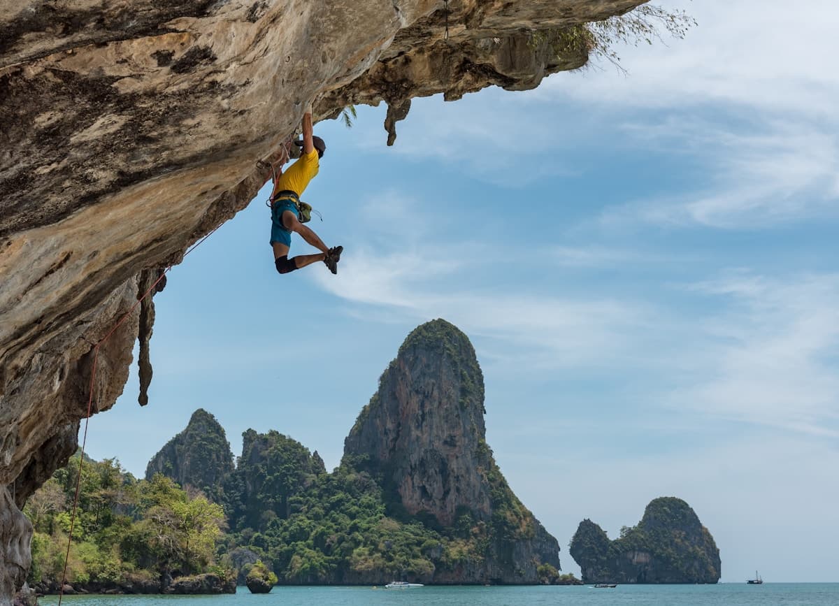 Via Ferrata in America: Hidden Routes for Non-Climbers (2026 Guide)